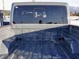 Jeep Gladiator Sahara 4x4 2026