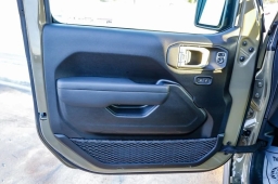 Jeep Gladiator Willys 4x4 2026