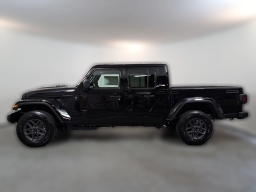 Jeep Gladiator Sport S 4x4 2026