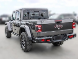 Jeep Gladiator Shadow Ops 4x4 2026