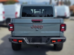 Jeep Gladiator Mojave 4x4 2026