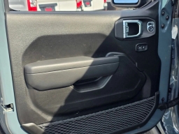 Jeep Gladiator Mojave 4x4 2026