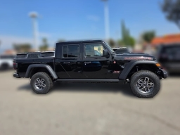 Jeep Gladiator Mojave 4x4 2026