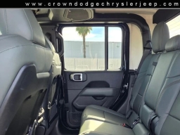 Jeep Gladiator Mojave 4x4 2026