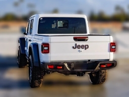 Jeep Gladiator Mojave 4x4 2026