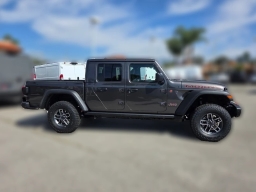 Jeep Gladiator Mojave 4x4 2026