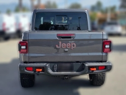 Jeep Gladiator Mojave 4x4 2026