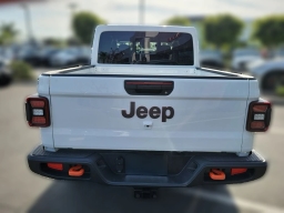 Jeep Gladiator Mojave 4x4 2026