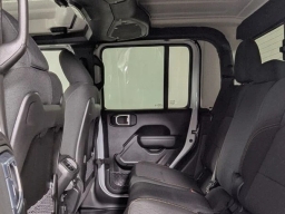 Jeep Gladiator Mojave 4x4 2026