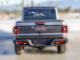 Jeep Gladiator Mojave 4x4 2026