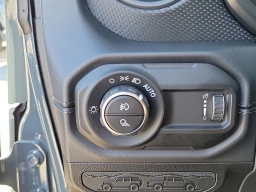 Jeep Gladiator Mojave 4x4 2026