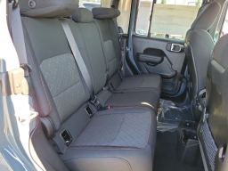 Jeep Gladiator Mojave 4x4 2026