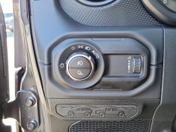 Jeep Gladiator Mojave 4x4 2026