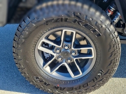 Jeep Gladiator Mojave 4x4 2026