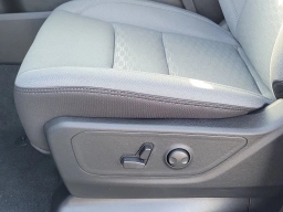 Ram 1500 Big Horn 4x2 Crew Cab 5'7" Box 2026