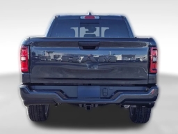 Ram 1500 Express 4x2 Crew Cab 5'7" Box 2026