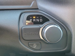 Ram 1500 Express 4x2 Crew Cab 5'7" Box 2026