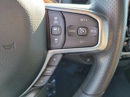 Ram 1500 Tradesman 4x2 Crew Cab 5'7" Box 2026