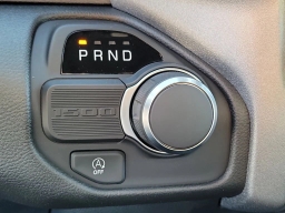 Ram 1500 Tradesman 4x2 Crew Cab 5'7" Box 2026