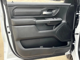 Ram 1500 Tradesman 4x2 Crew Cab 5'7" Box 2026