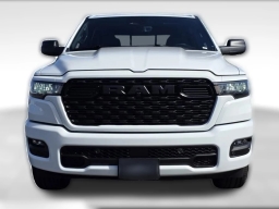 Ram 1500 Express 4x2 Crew Cab 5'7" Box 2026