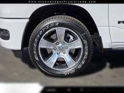 Ram 1500 Express 4x2 Crew Cab 5'7" Box 2026