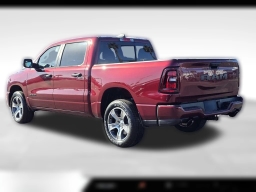 Ram 1500 Express 4x2 Crew Cab 5'7" Box 2026
