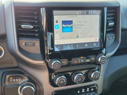 Ram 1500 Express 4x2 Crew Cab 5'7" Box 2026