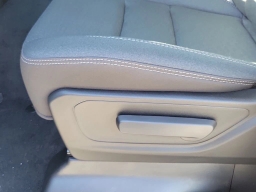 Ram 1500 Express 4x2 Crew Cab 5'7" Box 2026