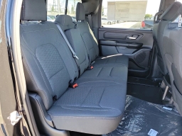 Ram 1500 Express 4x2 Crew Cab 5'7" Box 2026