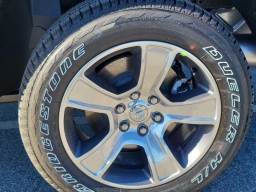 Ram 1500 Express 4x2 Crew Cab 5'7" Box 2026