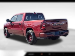 Ram 1500 Express 4x2 Crew Cab 5'7" Box 2026