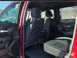 Ram 1500 Express 4x2 Crew Cab 5'7" Box 2026