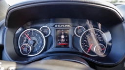 Ram 1500 Express 4x2 Crew Cab 5'7" Box 2026
