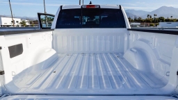 Ram 1500 Express 4x2 Crew Cab 5'7" Box 2026