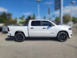 Ram 1500 Laramie 4x2 Crew Cab 5'7" Box 2026