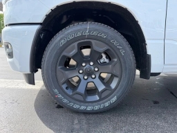 Ram 1500 Express 4x4 Quad Cab 6'4" Box 2026