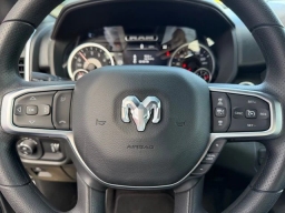 Ram 1500 Express 4x4 Quad Cab 6'4" Box 2026