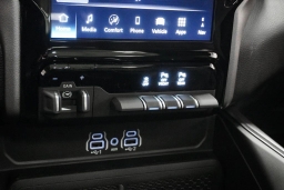 Ram 1500 Big Horn 4x4 Crew Cab 5'7" Box 2026