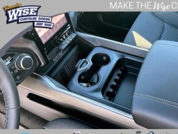 Ram 1500 Big Horn 4x4 Crew Cab 5'7" Box 2026