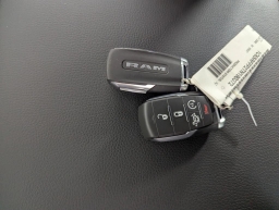 Ram 1500 Big Horn 4x4 Crew Cab 5'7" Box 2026