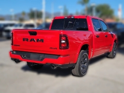 Ram 1500 Big Horn 4x4 Crew Cab 5'7" Box 2025