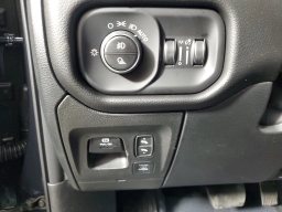 Ram 1500 Big Horn 4x4 Crew Cab 5'7" Box 2026