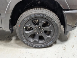 Ram 1500 Big Horn 4x4 Crew Cab 5'7" Box 2026