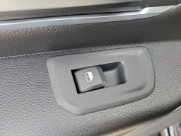 Ram 1500 Big Horn 4x4 Crew Cab 5'7" Box 2026