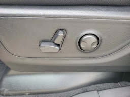 Ram 1500 Big Horn 4x4 Crew Cab 5'7" Box 2026