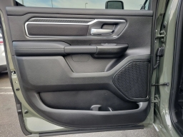 Ram 1500 Big Horn 4x4 Crew Cab 5'7" Box 2026