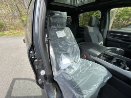 Ram 1500 Big Horn 4x4 Crew Cab 5'7" Box 2026