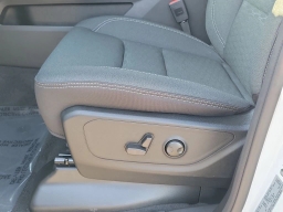 Ram 1500 Big Horn 4x4 Crew Cab 5'7" Box 2026