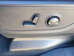 Ram 1500 Big Horn 4x4 Crew Cab 5'7" Box 2026